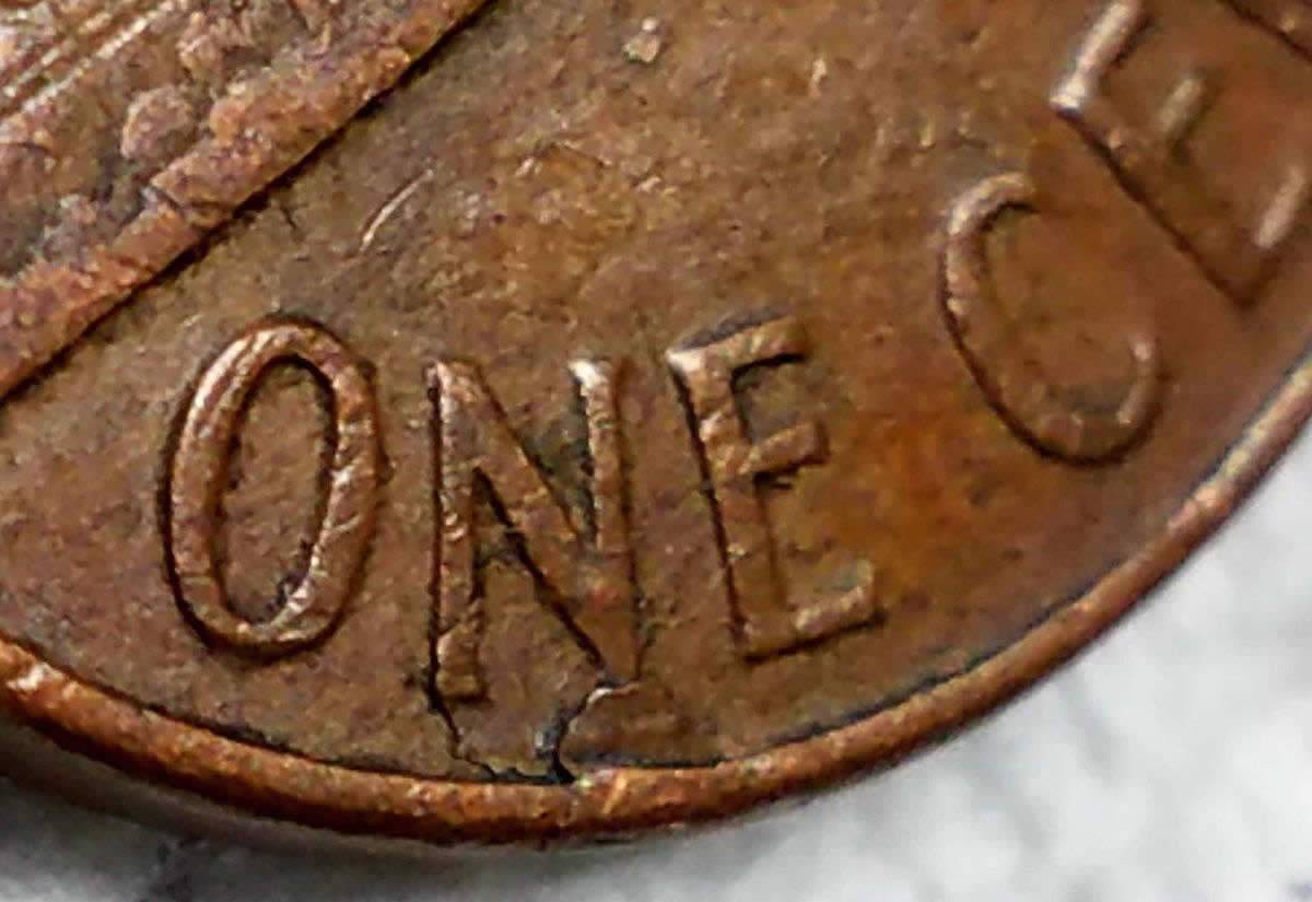 1960-D-Lincoln-Large-Date-Cracked-Plating-On-The-Reverse?